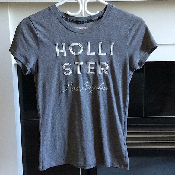 hollister t-shirt - Picture 1 of 2